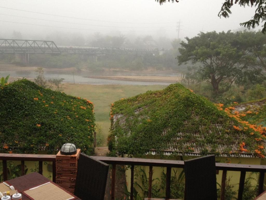 Him Naam Pai Resort Exterior photo