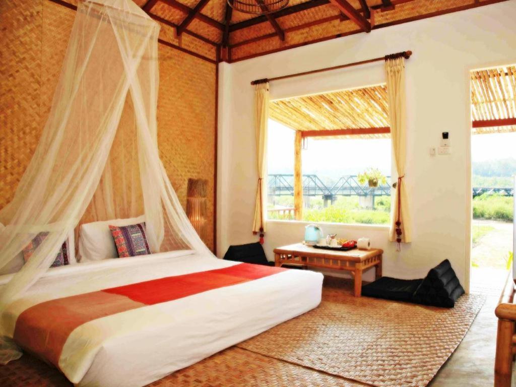 Him Naam Pai Resort Exterior photo