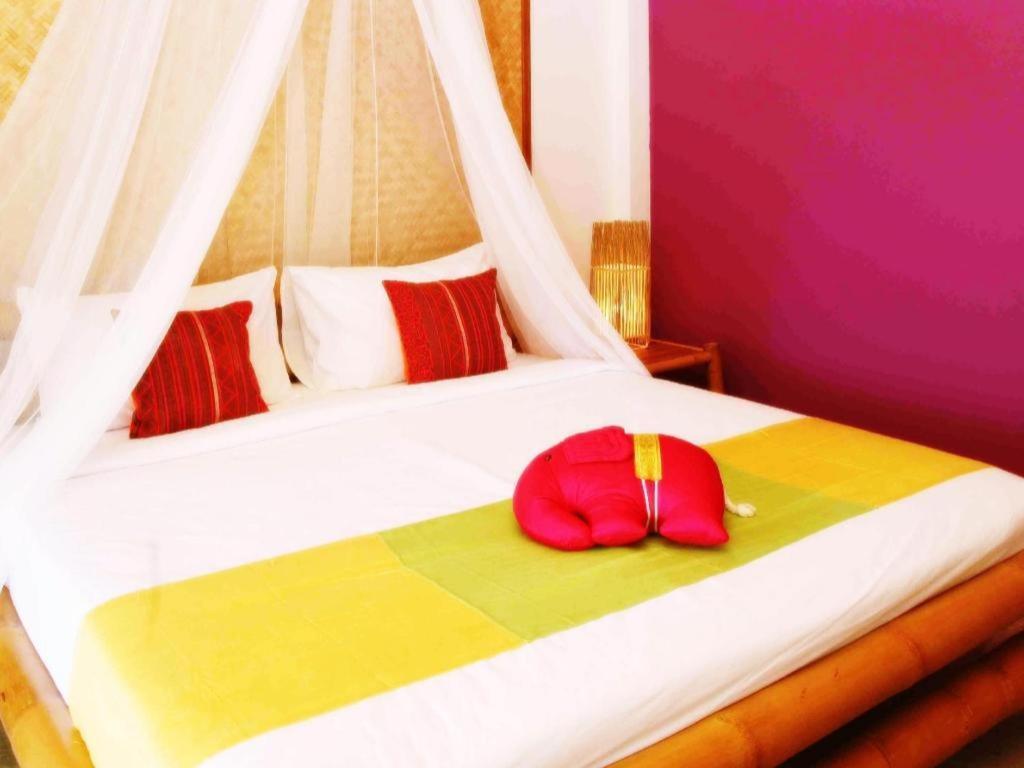 Him Naam Pai Resort Exterior photo