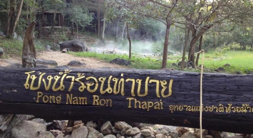 Him Naam Pai Resort Exterior photo