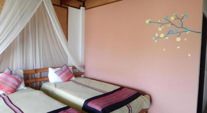 Him Naam Pai Resort Exterior photo