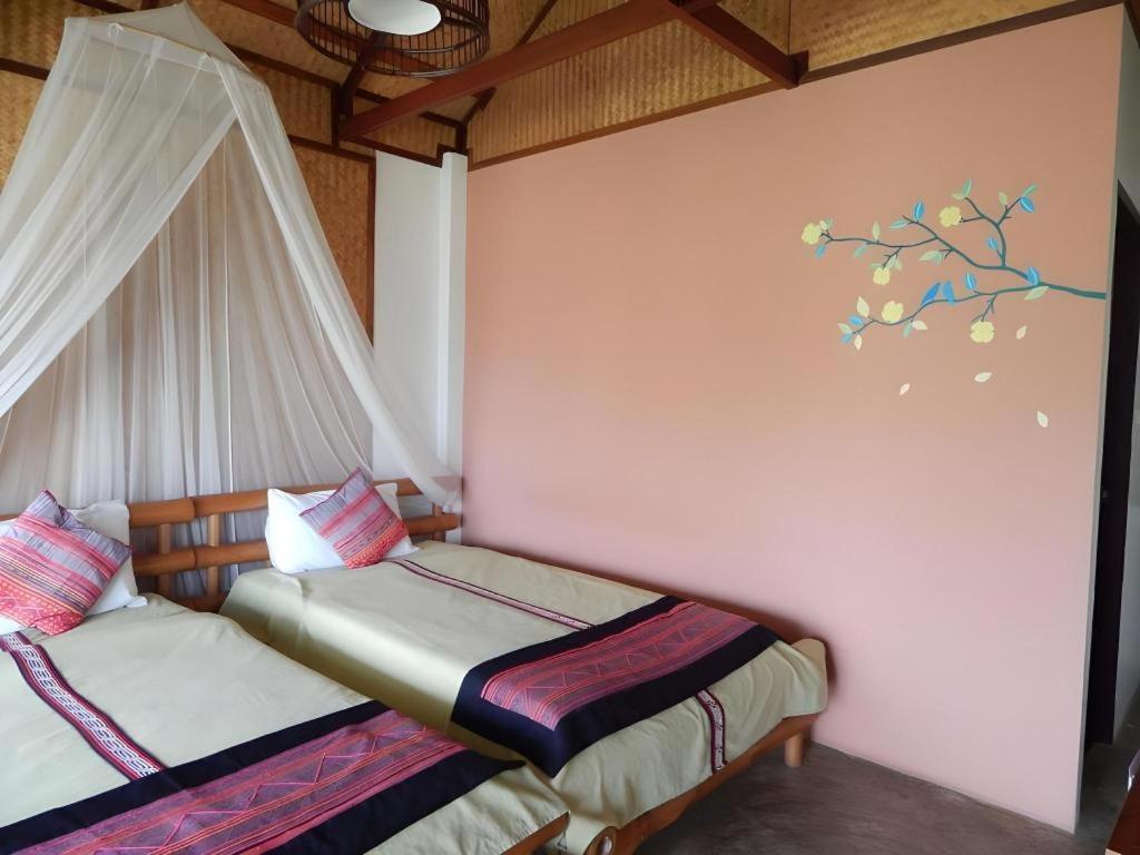 Him Naam Pai Resort Exterior photo